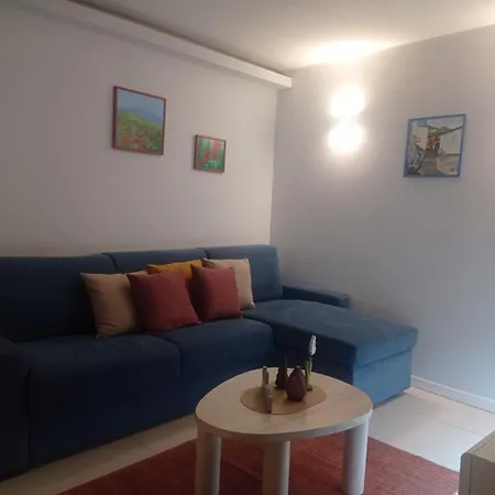 Apartment Sweet *